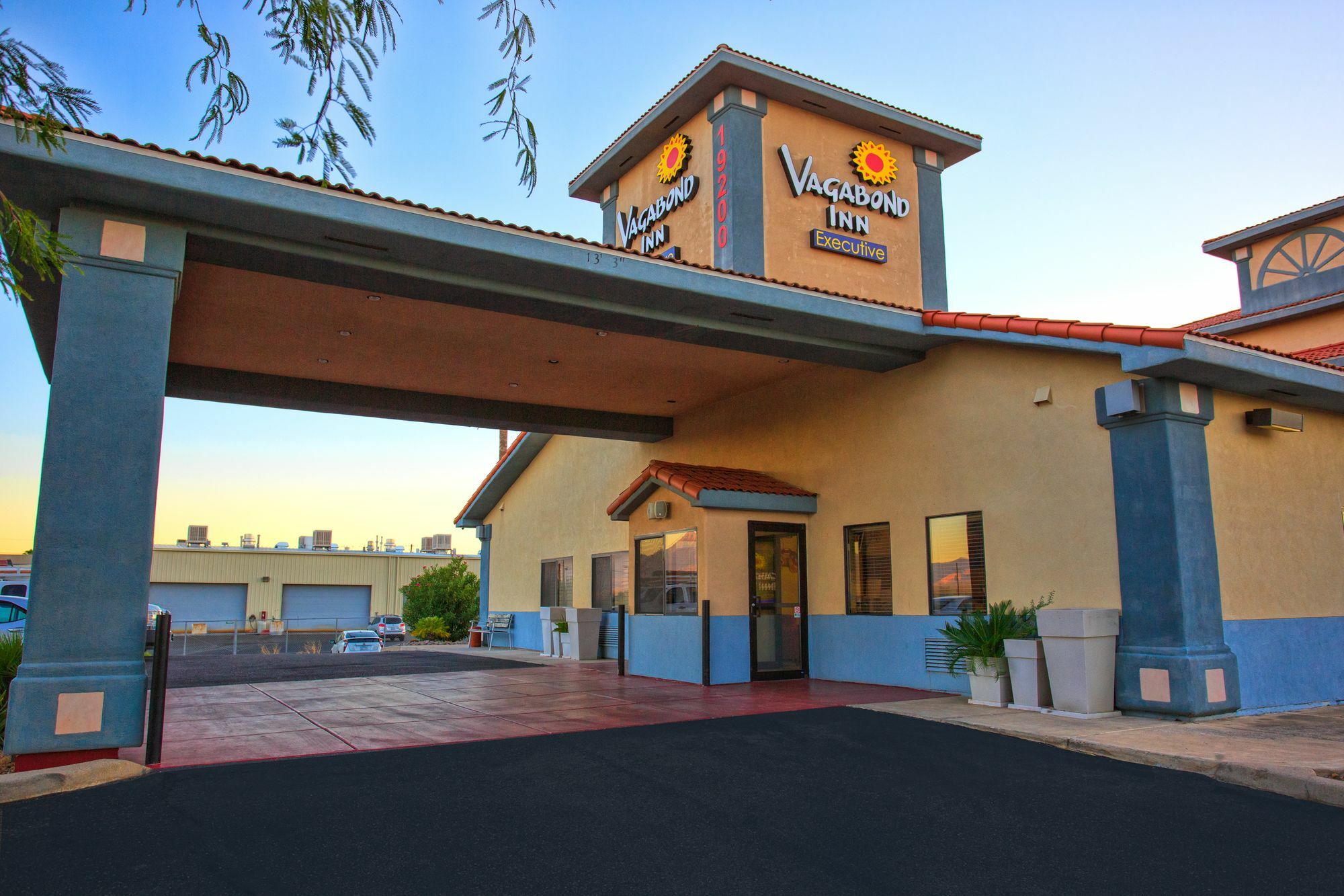 Vagabond Inn Executive กรีนแวลลีย์ ภายนอก รูปภาพ